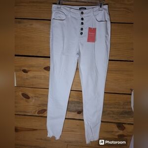 NWT* Flamingo* Button Fly* Stretch Jeans* Raw Hem* High Rise* White* Sz M/29